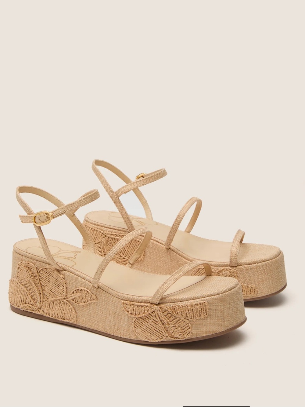 Larroude Gio Flatform in Beige Raffia and Hibiscus Embroidery, platform sandals